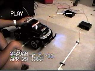 demo.jpg (11893 bytes)